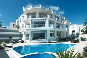 Porto Villa — Luxury villa for rent in Swieqi